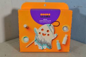 lot 118 image: Mondo Llama Ghost Paint Pouring Kit Halloween Arts & Crafts