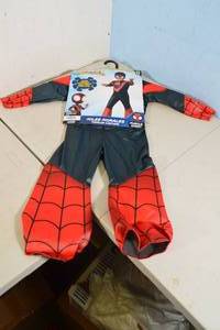 lot 146 image: Halloween Toddler Marvel Spider-Man Miles Morales Muscle Chest Halloween Costume Jumpsuit with Mask 2-3T