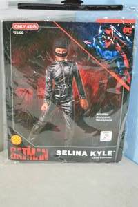 lot 151 image: Target THE BATMAN Selina Kyle Childrens Halloween Costume Small (5-7)