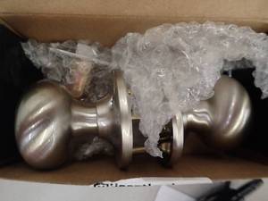 DELANEY Passage Lock  Satin Nickel (knob) Saxon