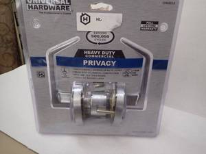 UNIVERSAL HARDWARE HD Commercial Privacy
