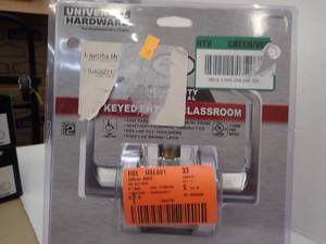 UNIVERSAL HARDWARE HD Commercial Keyed Entry Classroom-Satin Chrome