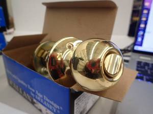 DELANEY Callan PrivacyBathroomBedroom Lock Polished Brass - Fairfield (2)