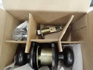 SCHLAGE Hall & Closet Aged Bronze