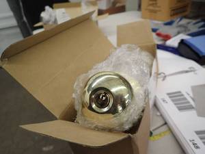 Defiant Combination EntryDeadbolt -Polished Brass Round Knob
