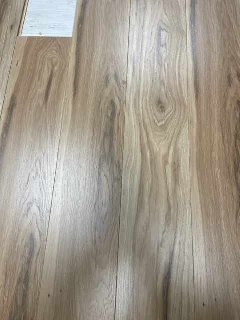lot 100 image: 403 SF of Water Resistant Easy Install Laminate Flooring - 6x48x10mm - F