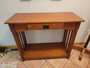lot 18 image: Prairie Mission Style Single Drawer Console Table