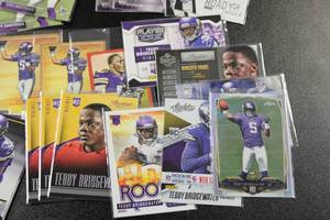 lot 60 image: 2014 Teddy Bridgewater Rookie Card Lot  44 Rookie Cards