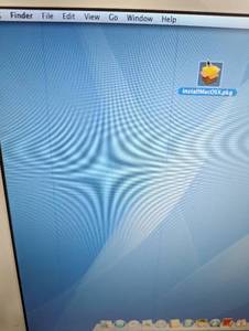 lot 23 image: iMac Computer