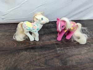lot 30 image: My Little Pony 2