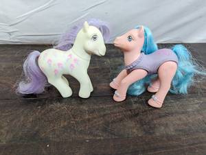 lot 31 image: My Little Pony 2