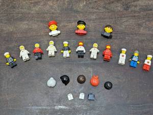 lot 55 image: Collection Of Lego Figures