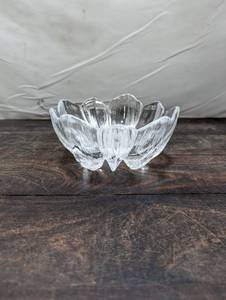 lot 72 image: Kosta Boda Textured Glass Bowl