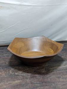 lot 89 image: Kustom Kraft Solid Black Walnut Wood Dish