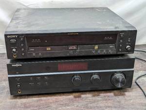 lot 97 image: Sony Disc Changer And Insignia Receiver