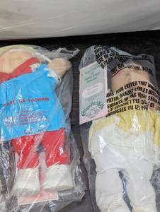 lot 98 image: Two Cabbage Patch Kids Dolls And Doll Clothing
