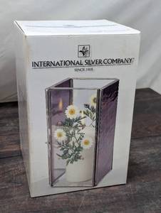 lot 99 image: International Silver Company Arboretum Large Hurricane