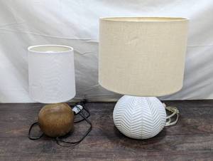 lot 115 image: Two Table Lamps