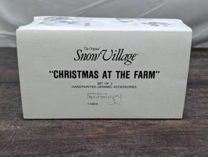 lot 125 image: Department 56 Snow Village Christmas At The Farm
