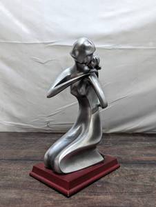 lot 141 image: Mother And Daughter Sculpture