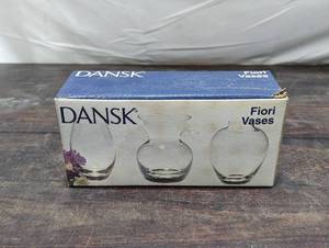 lot 149 image: Set Of Three Dansk Fiori Vases