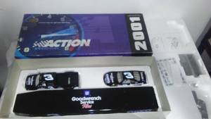 NASCAR Dale Earnhardt 124 Scale Dually, Trailer And Car Oreo, Goodwrench.