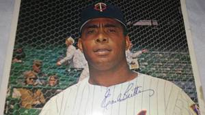 Earl Battey M.N. Twins 1966 8x10 Color Photograph.
