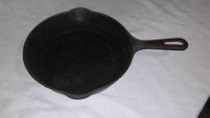 Griswold Cast Skillet No. 5, 8 Inch