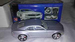 AMT 2006 Camaro, 124 Scale.