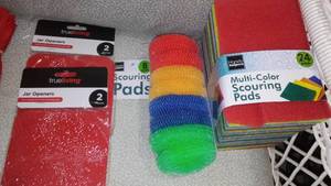 Multi Purpose Scour Pads, Lid Openers