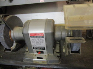 lot 32 image: Sears Bench Grinder