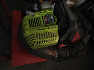 lot 6 image: Ryobi Backpack Blower