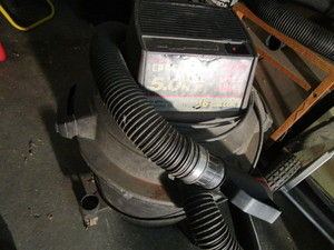 lot 17 image: Craftsman WD Vacuum