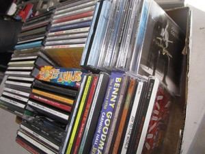 lot 113 image: Music CDs