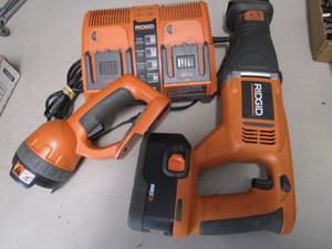 lot 116 image: Ridgid Sawsall, Charger, 18V Battery