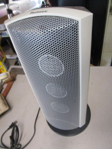 lot 126 image: Tower Heater