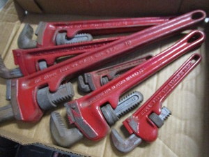 lot 127 image: Pipe Wrenches