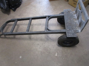lot 141 image: Hand Truck