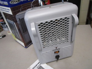 lot 143 image: Titan Heater
