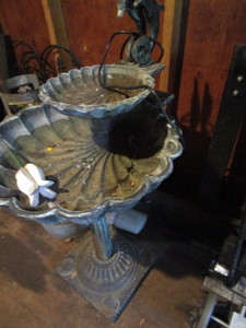 lot 160 image: Fountain