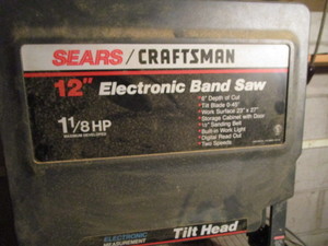 lot 51 image: Craftsman 12 Band Saw, Electronic
