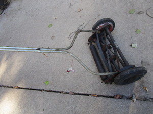 lot 225 image: Reel Mower