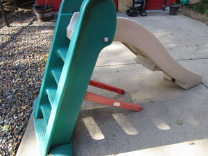 lot 230 image: Little Tykes Slide