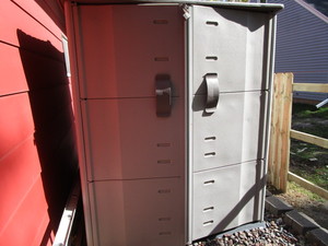 lot 232 image: Rubbermaid Portable Shed