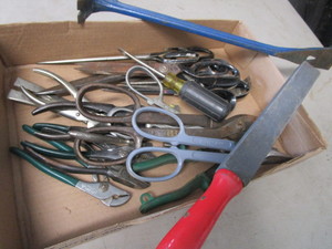 lot 254 image: Tools Wiss, Shears, Pry Bars, Stone