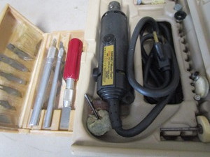 lot 284 image: Dremel, Xacto Kit