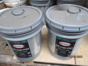 Glidden Diamond Acrylic paint primer. pure white. 4.84 gallon bucket 2ct