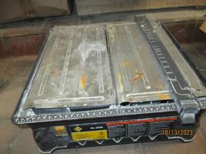 Tile saw