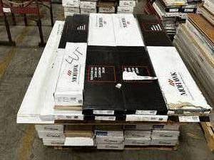 Palette 36 Boxes of Assorted Hardwood Flooring Rev Wood Mohawk, Triumph. QuickStep, Uniclic