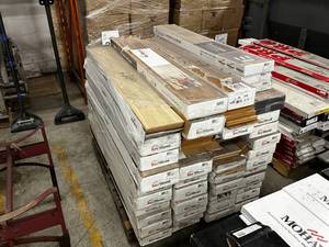 Palette 49 Boxes of Assorted Hardwood Flooring Shaw Floors, Rev Wood Mohawk, Rum River Flooring